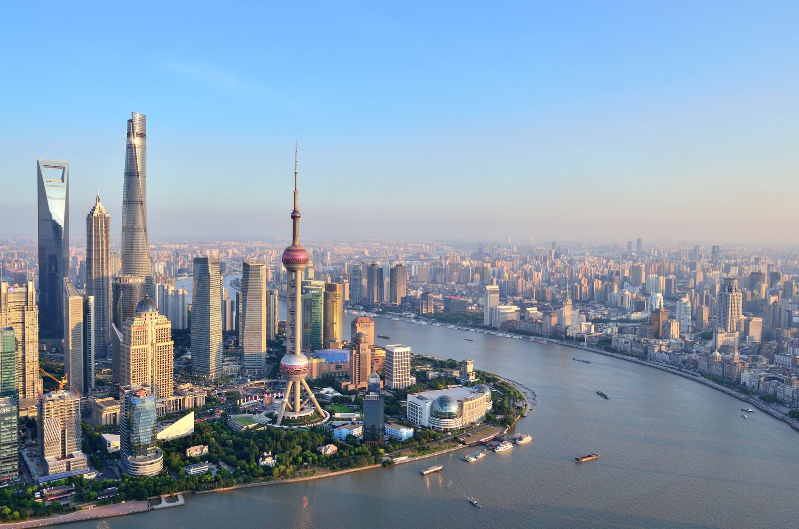 Is it safe for americans to go to china: main illustration
