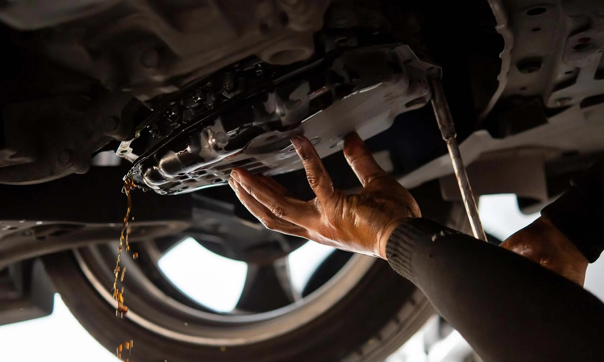 What causes transmission to overheat: main illustration