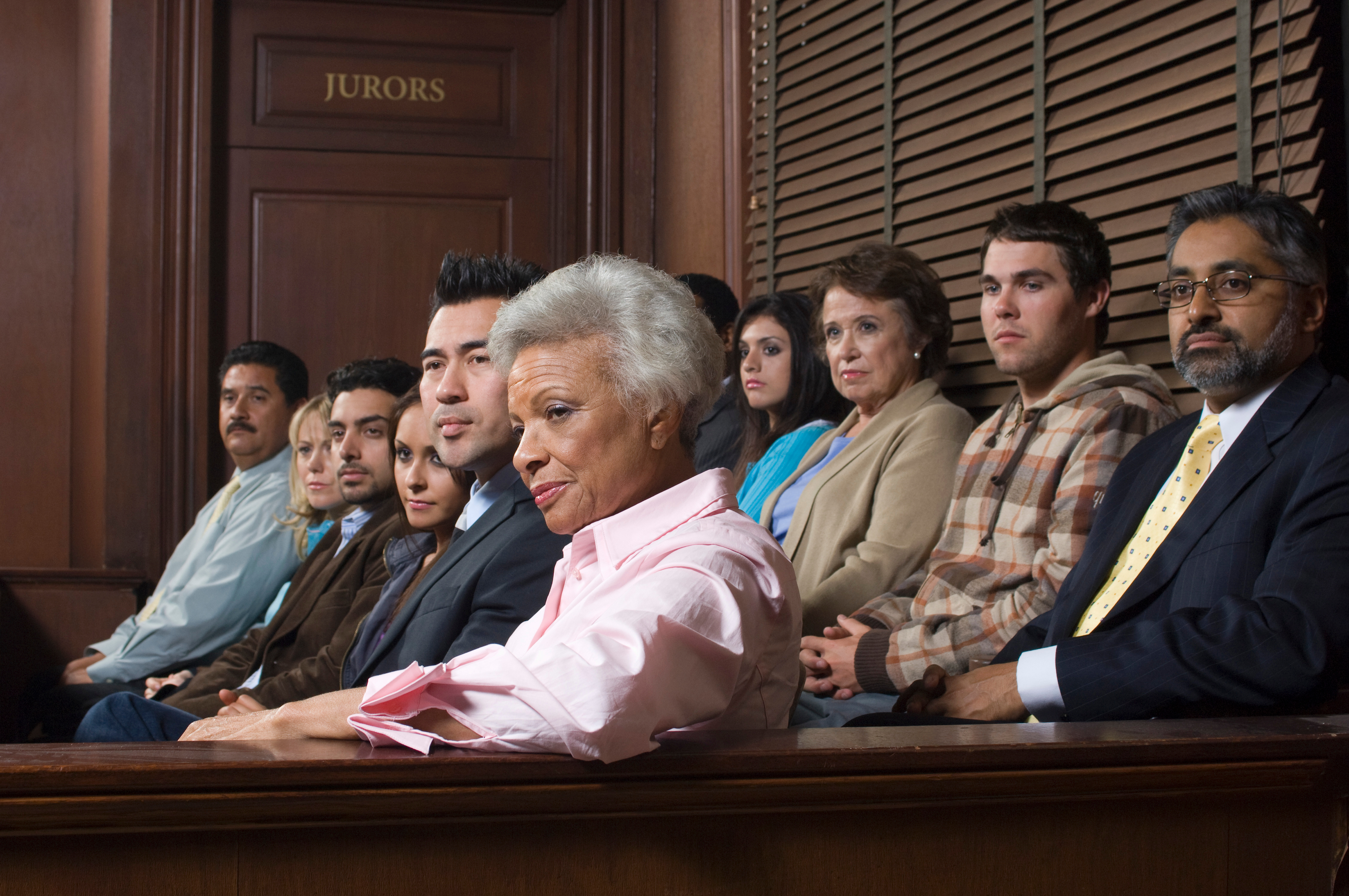 What happens if hung jury: main illustration
