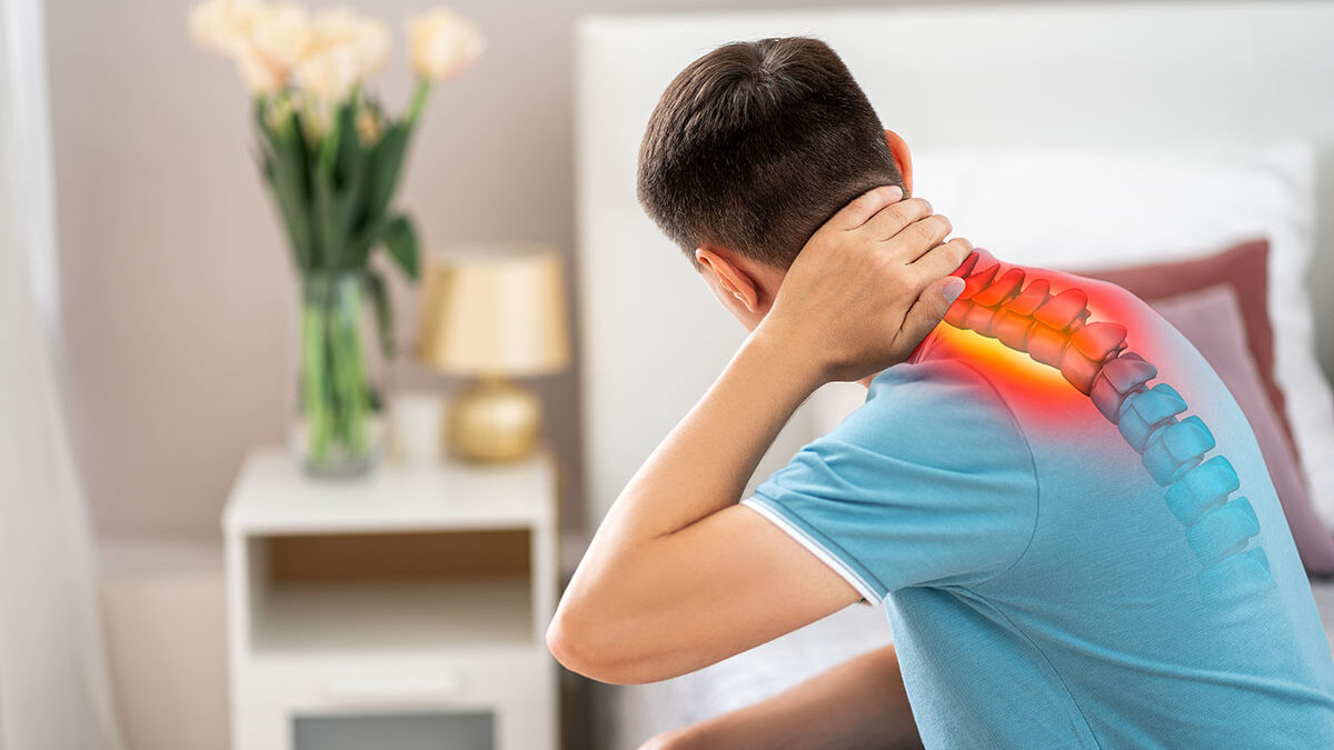 What causes left side of neck pain: visual explanation