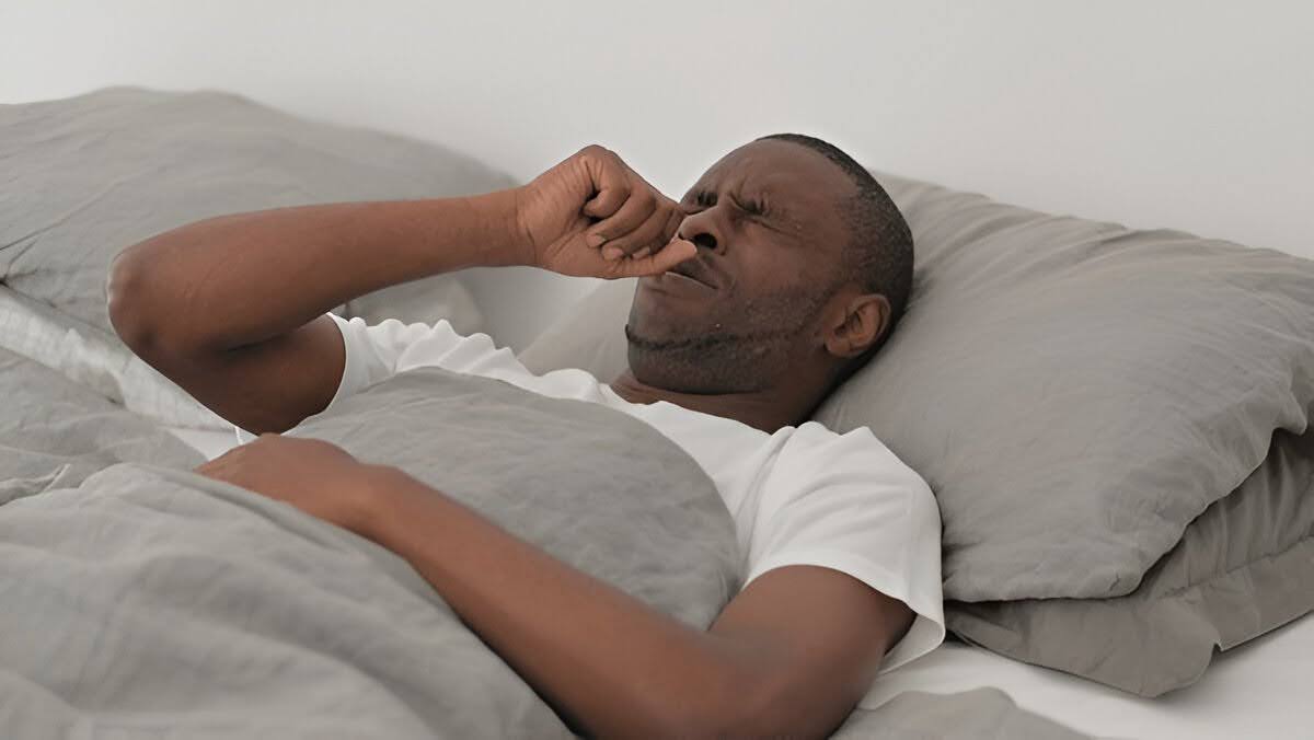 Why does my allergies get worse at night: visual explanation