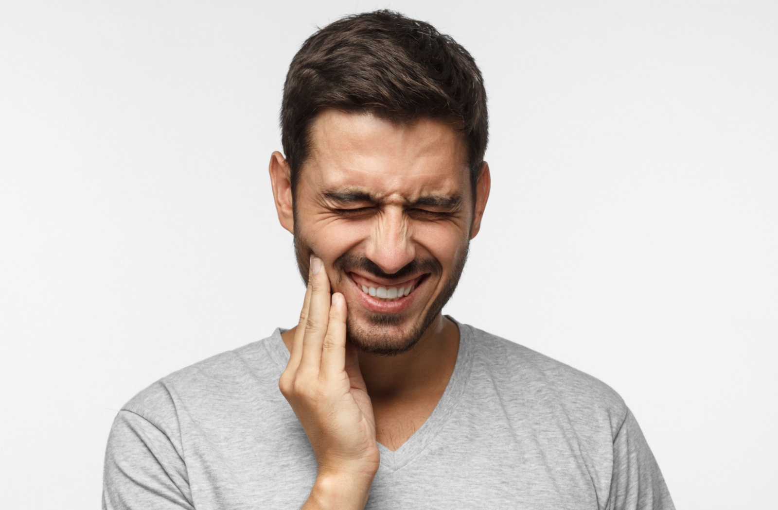 Why do my teeth hurt when i am sick: visual explanation